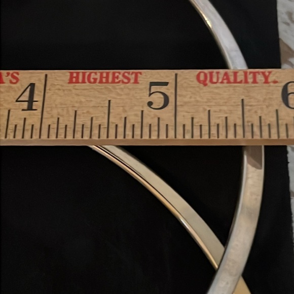 2 unmarked choker necklaces - Picture 2 of 3